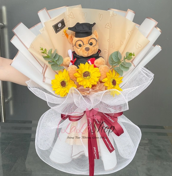Bó hoa hướng dương sáp kèm gấu nâu quà tặng lễ tốt nghiệp