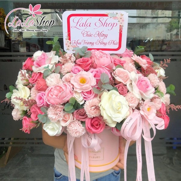 Lẵng Hoa Sáp Thơm Để Bàn Sắc Hồng Quyến Rũ