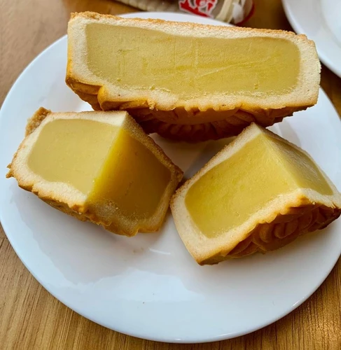 Bánh trung thu nhân đậu xanh chay 0 trứng 200G Bánh Tân Dân Lợi