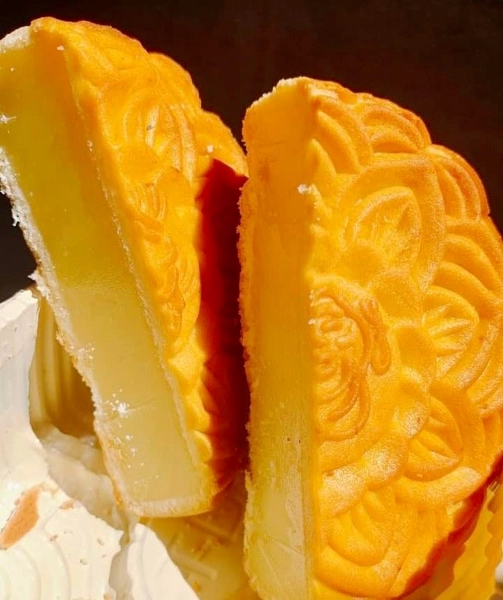 Bánh trung thu nhân đậu xanh chay 0 trứng 200G Bánh Tân Dân Lợi