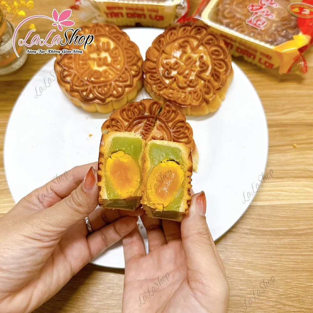 Bánh trung thu nhân trà xanh 2 trứng 200G Bánh Tân Dân Lợi