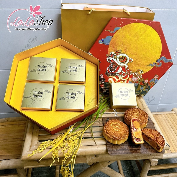 Hộp 4 Bánh Trung Thu Đỏ Phú Quý Tân Dân Lợi