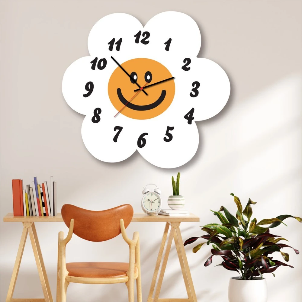 Đồng Hồ Gỗ Treo Tường Hình Hoa Cúc Trắng Mặt Cười