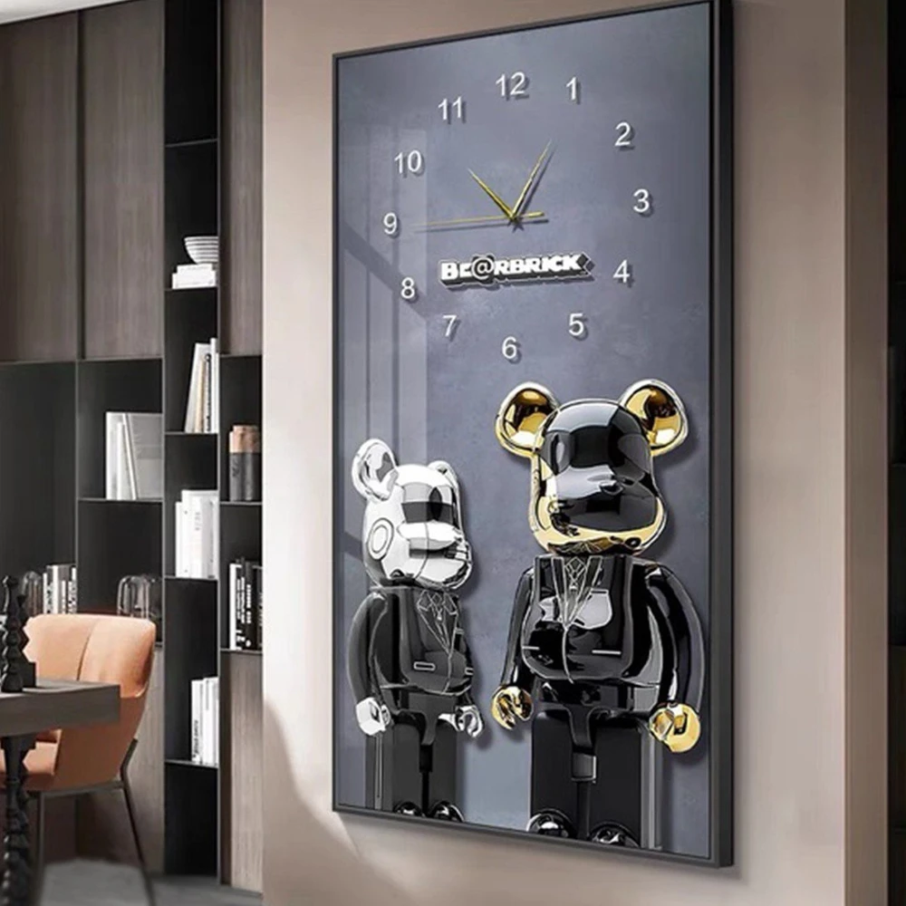 Tranh đồng hồ treo tường Gấu Bearbrick cao cấp 2