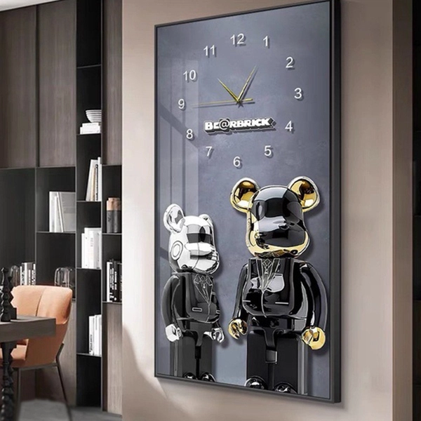 Tranh đồng hồ treo tường Gấu Bearbrick cao cấp 2