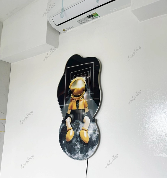 Tranh Đèn Led Treo Tường Phi Hành Gia Ngồi Trên Mặt Trăng