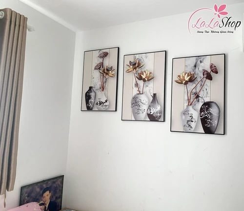 Tranh Treo Tường 3D Lọ Sen Vàng