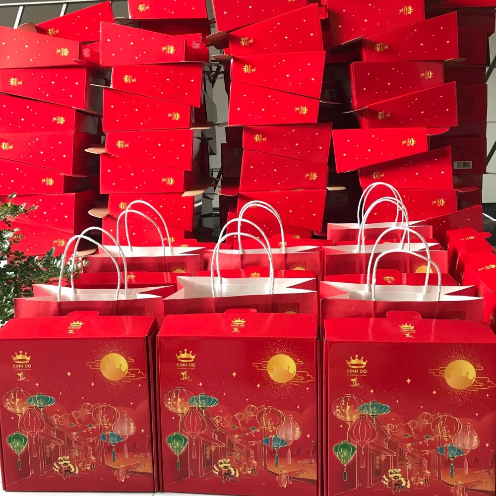 Bánh Trung Thu Kinh Đô Đậu Xanh Lá Dứa Đặc Biệt 2 Trứng 210g