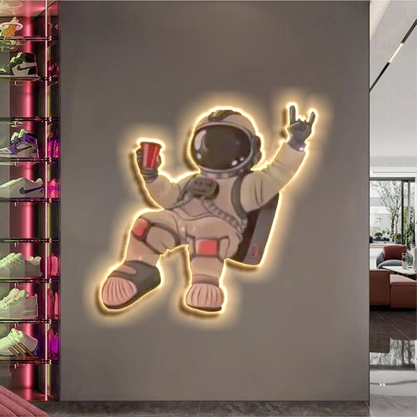 Tranh Đèn Led Tráng Gương Pha Lê Phi Hành Gia 2