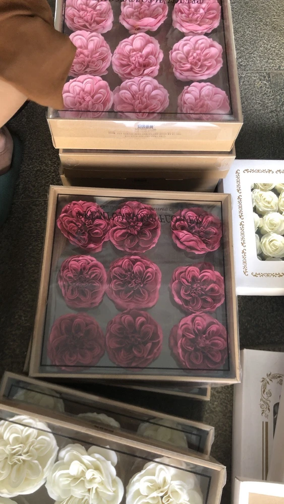 Hộp 9 hoa hồng sáp Rosá