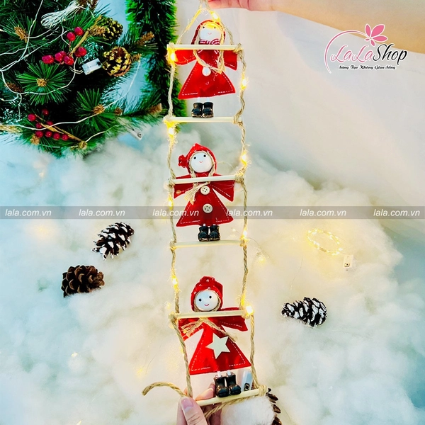 Phụ Kiện Dây Treo Trang Trí Noel Bé Gái Đỏ kèm Led 026