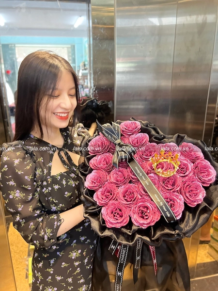 Bó hoa nhũ kim tuyến hồng 26 bông vĩnh cửu cao cấp