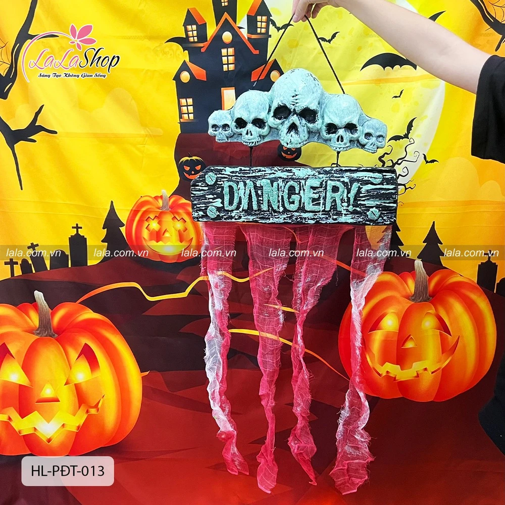 Đồ treo trang trí Halloween Bảng Treo Đầu Lâu