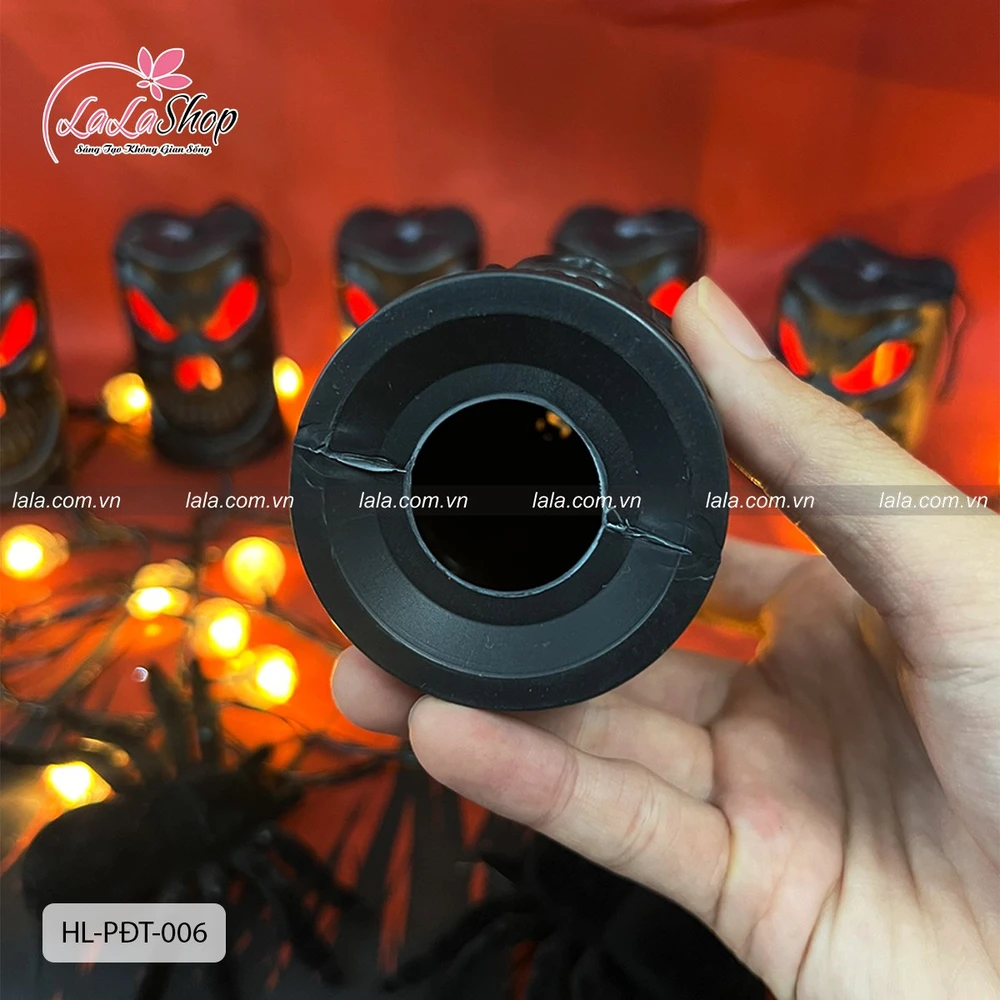 Set 5 đồ treo trang trí Halloween Ngọn Nến Ma Quái Màu Đen