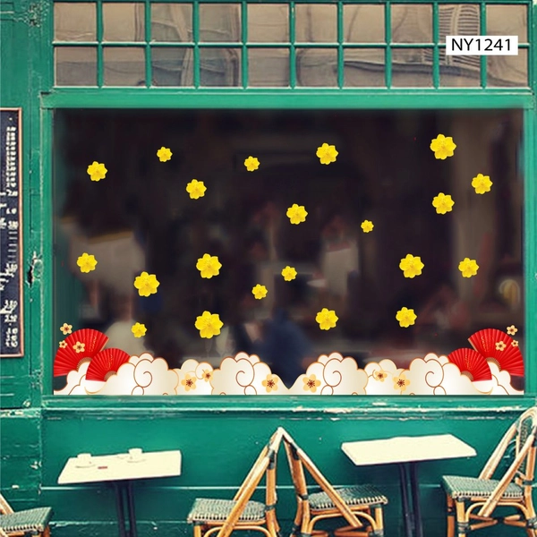 Decal Trang Trí Tết Mây Và Quạt Đỏ