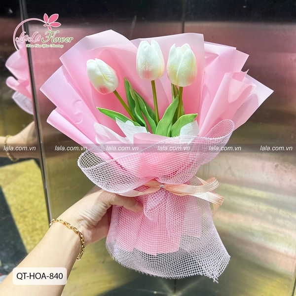 Bó 3 bông hoa tulip nhiều màu