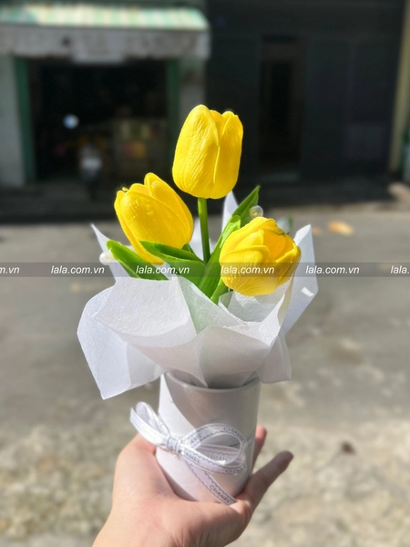 Chậu 3 bông tulip mini để bàn làm quà tặng đáng yêu 851