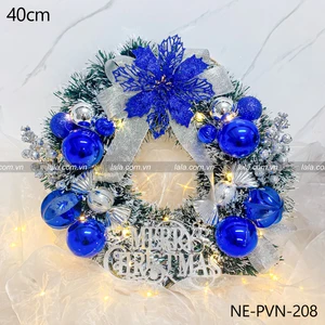 Vòng nguyệt quế 40cm treo cửa trang trí giáng sinh kèm hoa trạng nguyên xanh và đèn