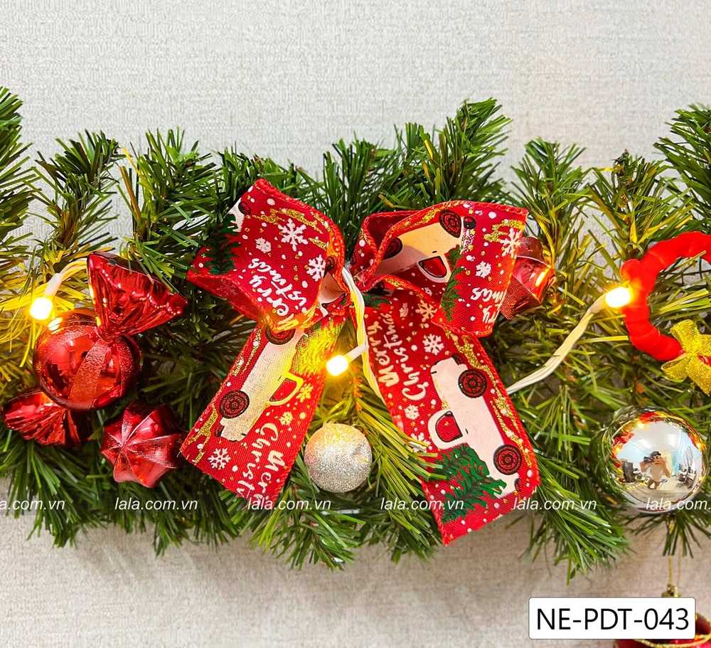 Dây thông 2m7 full phụ kiện cao cấp trang trí noel mẫu 043 tặng kèm đèn LED