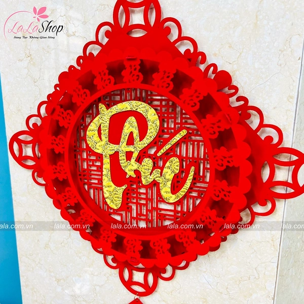 Liễn nhung đỏ vuông chữ Phúc vàng treo cửa 48x95cm trang trí tết 368