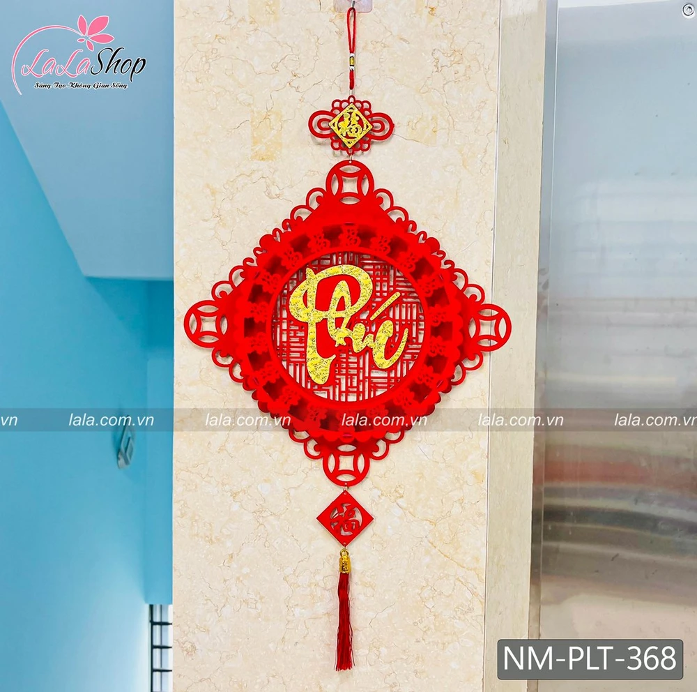 Liễn nhung đỏ vuông chữ Phúc vàng treo cửa 48x95cm trang trí tết 368