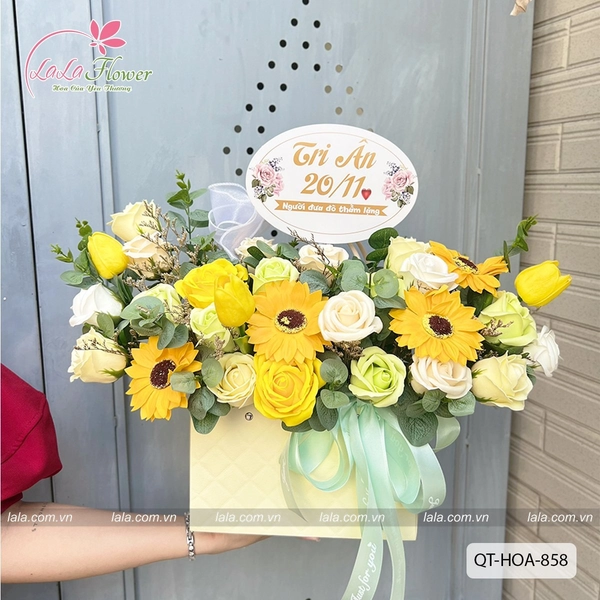 Giỏ hoa hồng sáp thơm quà tặng 20.11 mẫu 858