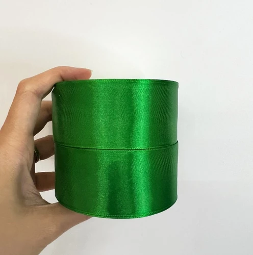 Cuộn ruy băng bản 4cm làm phụ kiện trang trí