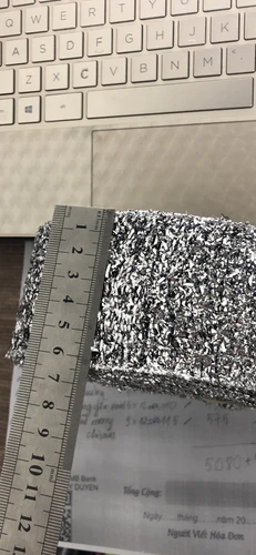 Cuộn ruy băng bạc