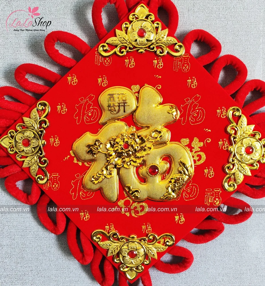 Liễn hoa mẫu đơn vàng nhung đỏ chữ phúc vàng trang trí tết mẫu 387