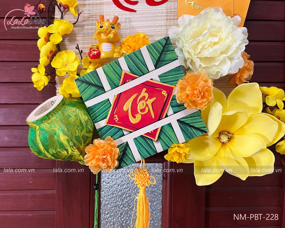 Mành tre 30x40cm bánh chưng lồng đèn hoa mai vàng