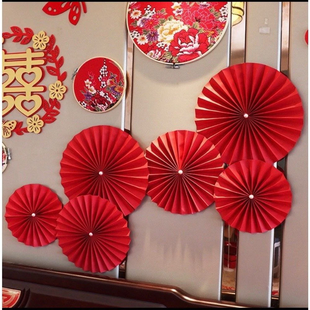 Set 6 quạt đỏ đính ngọc trai trang trí tết