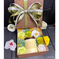 Hộp quà tặng nến thơm hoa sáp kèm phụ kiện mẫu vuông 076