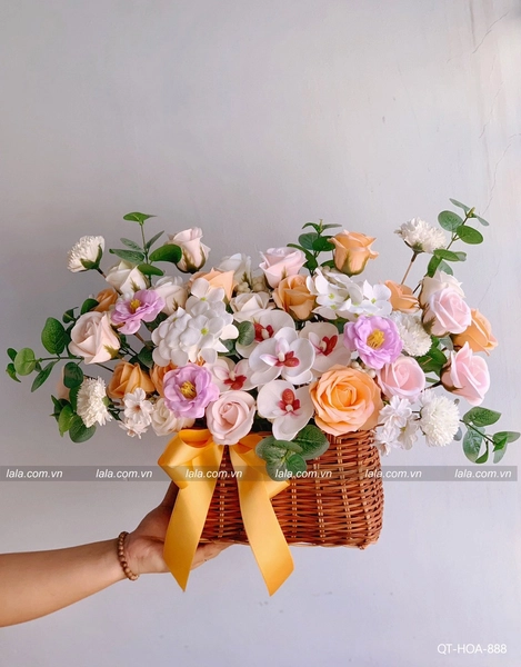 Lẵng hoa sáp thơm để bàn sắc hồng nồng nàng quà tặng kỷ niệm đẹp