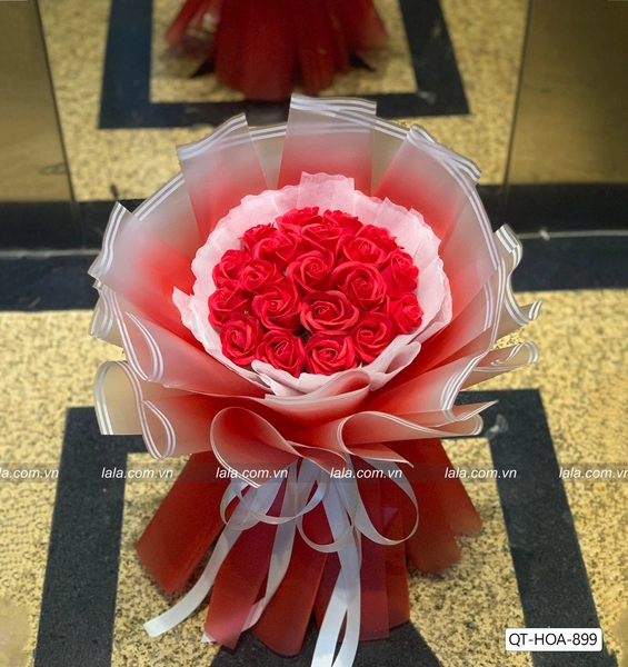 Bó hoa sáp thơm 20 bông mùa hoa đẹp nhất sắc đỏ nồng thắm mẫu 899