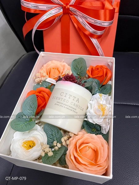 Hộp quà tặng nến thơm hoa sáp kèm phụ kiện mẫu chữ nhật 079