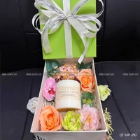 Hộp quà tặng nến thơm hoa sáp kèm phụ kiện mẫu chữ nhật 090