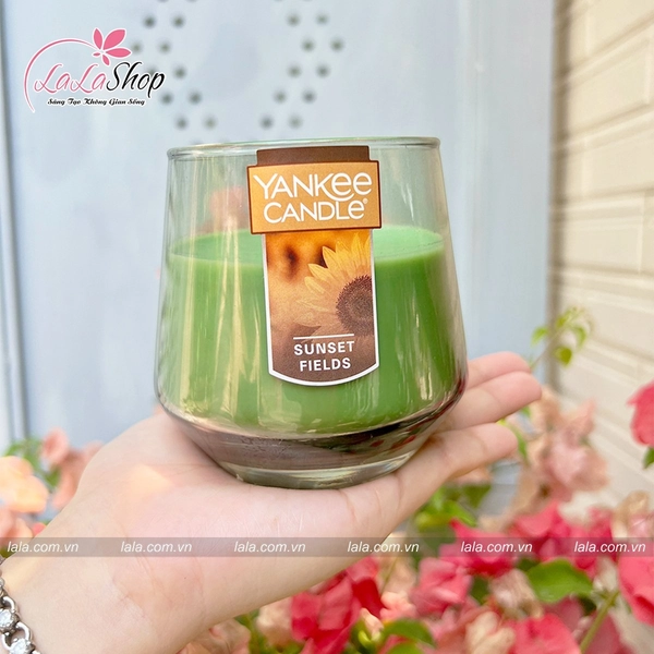 Nến Thơm YANKEE SUNSET FIELDS (MÀU XANH LÁ CÂY)