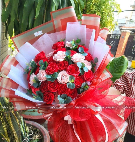 Bó 32 bông hồng sáp 7 lớp cao cấp mẫu 960