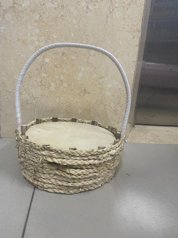 Giỏ đan cắm hoa trang trí