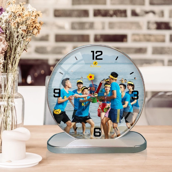 Tranh Đồng Hồ Để Bàn Thiết Kế Theo Yêu Cầu Quà Tặng Doanh Nghiệp Ý Nghĩa