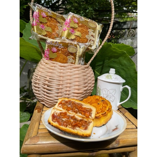 Bánh trung thu vị thập cẩm chay 0 trứng 200G Tân Dân Lợi