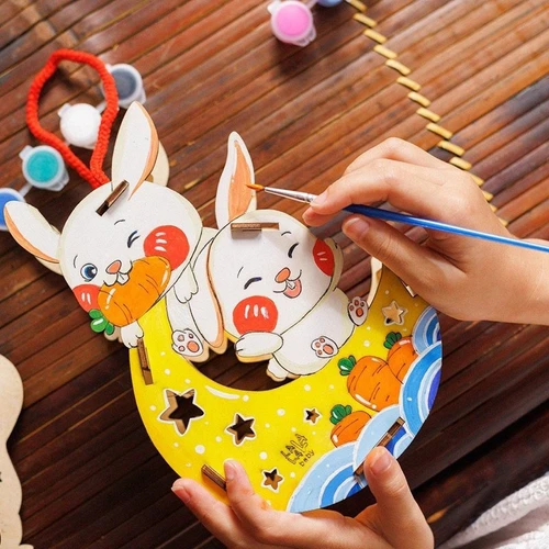 Lồng Đèn Trung Thu Bằng Gỗ Thỏ Ngọc Vui Đùa Bên Ánh Trăng Vàng