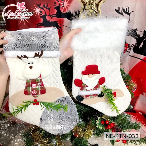 Đồ trang trí noel tất treo màu đỏ trắng ông già noel và tuần lộc