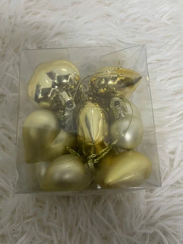 Hộp 12 Phụ Kiện Trái Tim Nhiều Màu Treo Trang Trí Noel