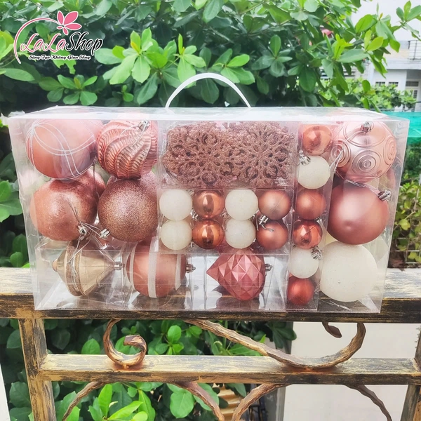 Hộp quả châu cao cấp màu hồng nude nhiều họa tiết trang trí noel