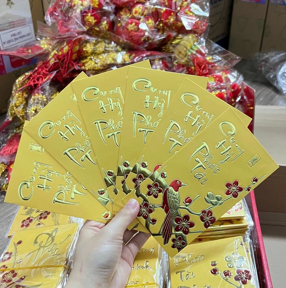 Combo 6 Bao Lì Xì In Nổi 3D Màu Vàng Chim Én Mừng Năm Mới Cung Hỷ Phát Tài