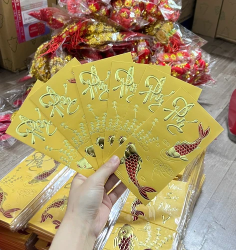 Combo 6 Bao Lì Xì In Nổi 3D Màu Vàng Chữ Phúc Và Cá Chép Đỏ May Mắn