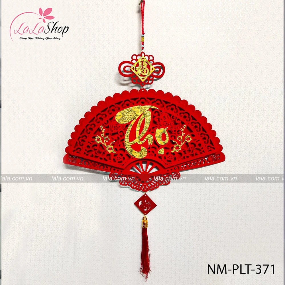 Liễn quạt nhung đỏ chữ Thọ vàng treo cửa trang trí tết 371