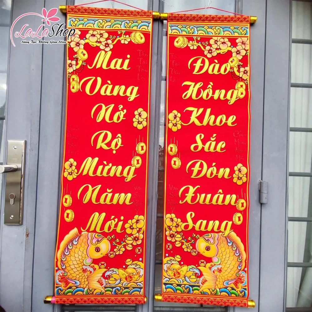 Bộ liễn câu đối Mai Vàng Nở Rộ Mừng Năm Mới  - Đào Hồng Khoe Sắc Đón Xuân Sang (Cá Chép)