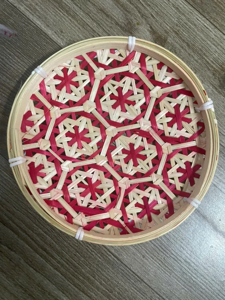 Mẹt tre hoa văn sắc màu trang trí tết kích thước 17cm